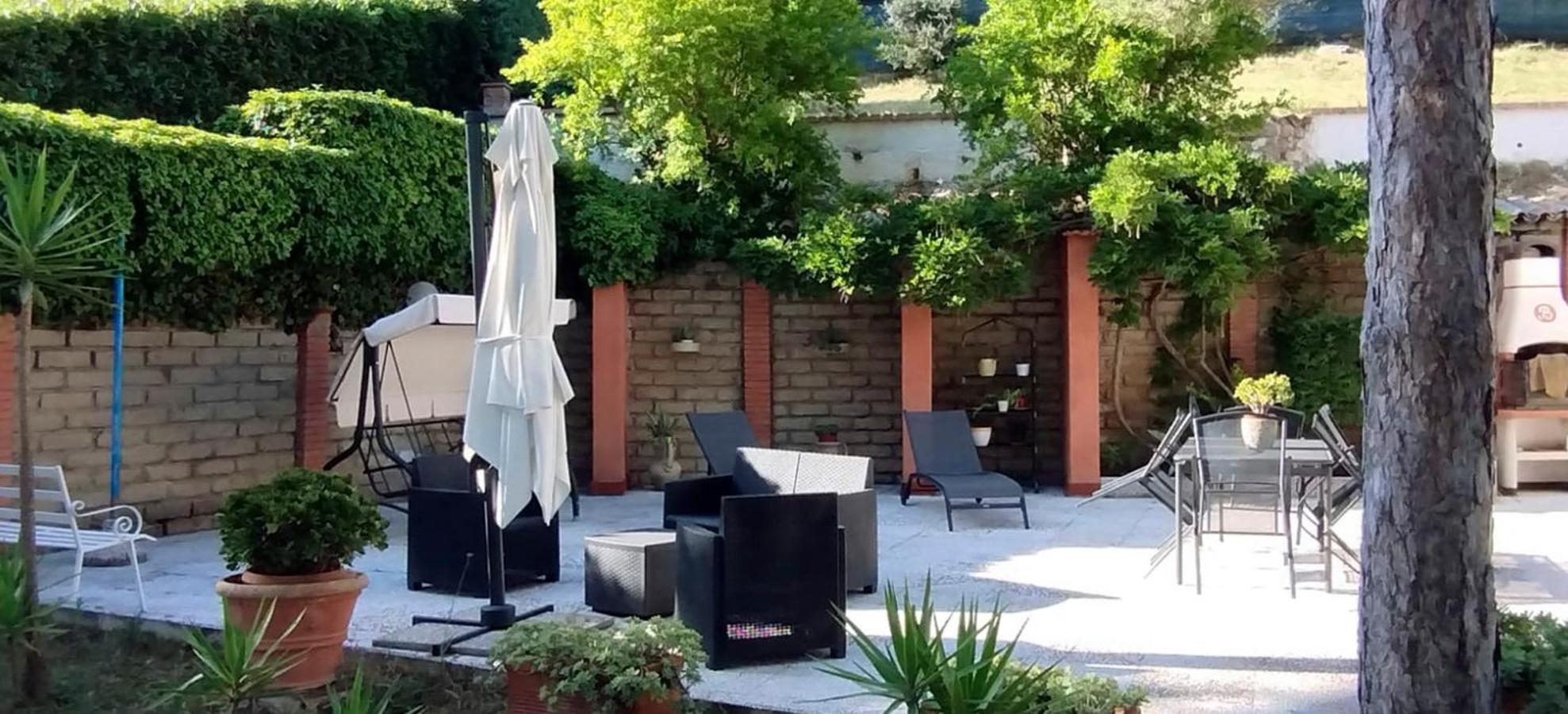 I Pini House Villa Magione Kültér fotó