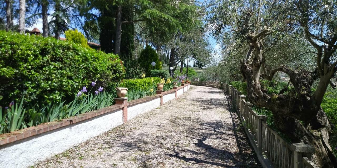 I Pini House Villa Magione Kültér fotó