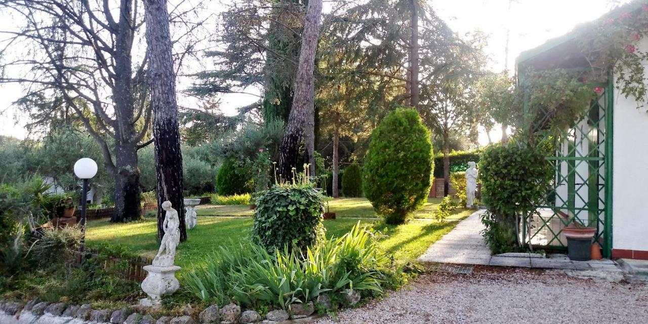 I Pini House Villa Magione Kültér fotó
